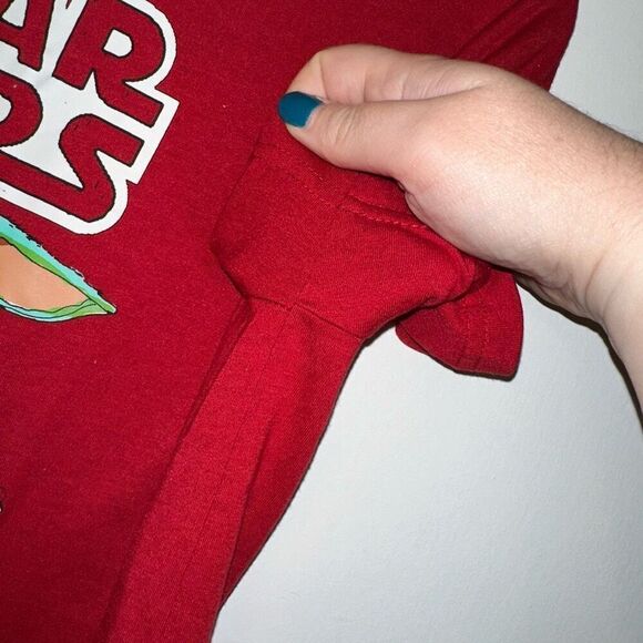 Abercrombie Kids Red Baby Yoda Star Wars Graphic Tee Size 15/16 NWOT - Picture 4 of 10